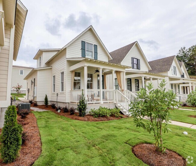 Building Photo - Great townhome in the Lamar in Oxford