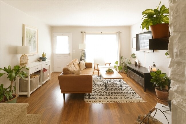 Photo - 19738 Applewood Ct