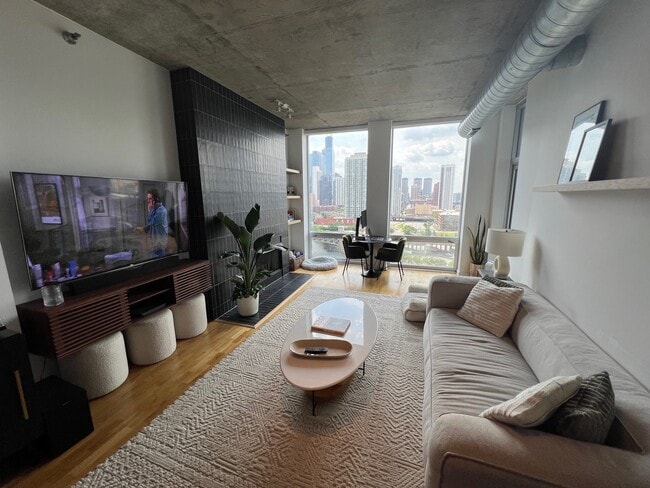 Photo - 700 N Larrabee St Unidad 1212