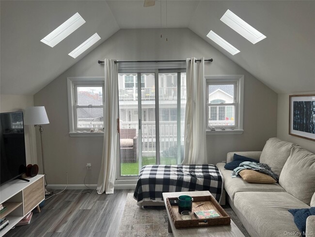 Photo - 103 Florida St Unidad Upper