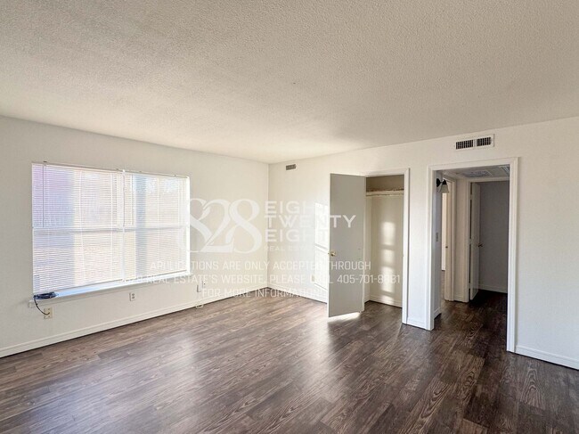 Photo - *COMING SOON!* 2 Bed/1 Bath Apartment at West Oaks in Newcastle! Unit 511 W. Highway 130 #5