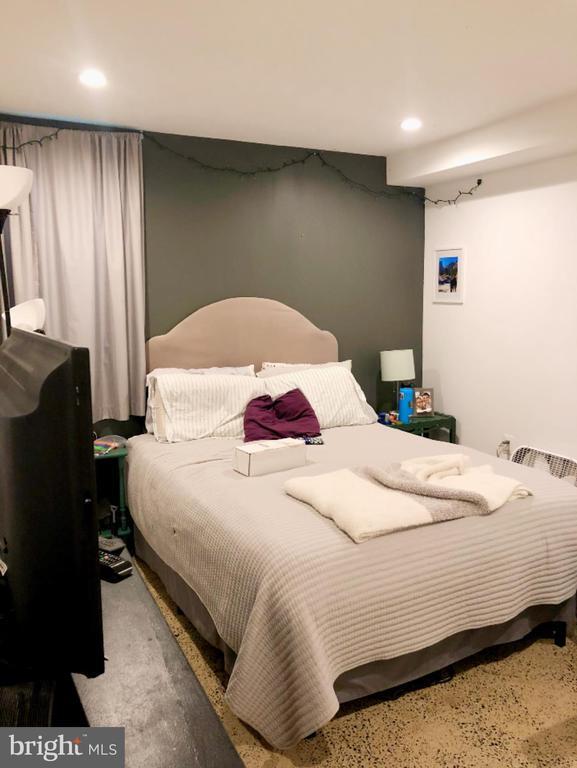 Photo - 400 Riggs Rd NE