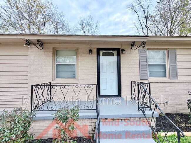 Photo - 1904 Capri Rd