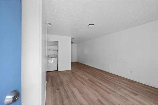 Photo - 1008 Davis St