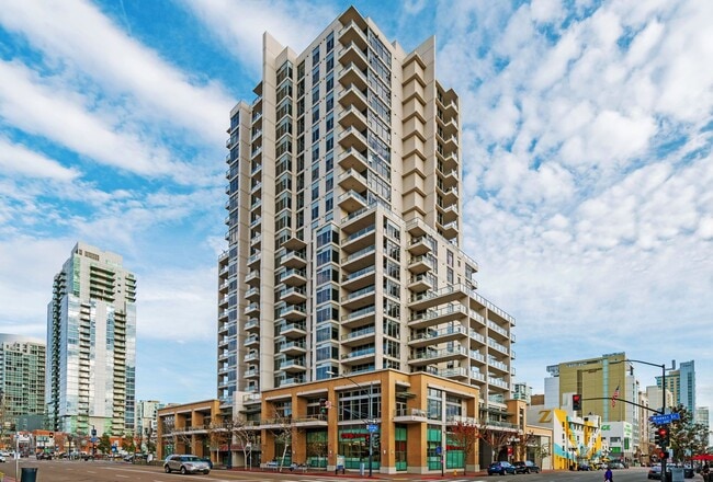 Stunning East Village 2 Bedroom at Alta! 2... - Stunning East Village 2 Bedroom at Alta! 2... Condo Unit #1704