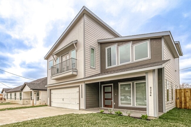 Photo - 9204 Buffum St