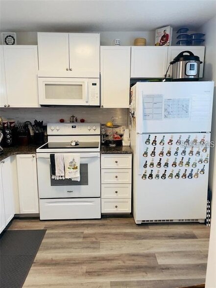 Photo - 2500 Woodgate Blvd Unit 203