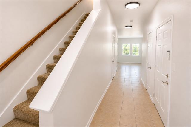 Photo - 320 Woodgrove Dr