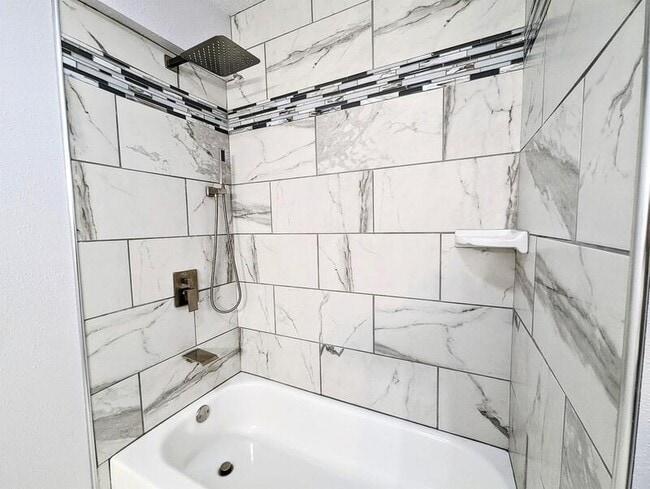 Photo - 413 Jefferson St