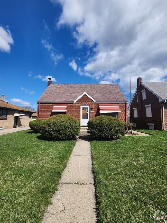 Building Photo - VOUCHER FREINDLY - COME SEE!!!!!! Rental