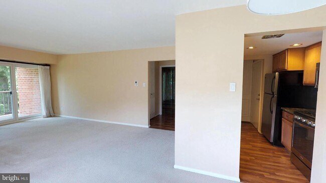 Photo - 244 Drummers Ln