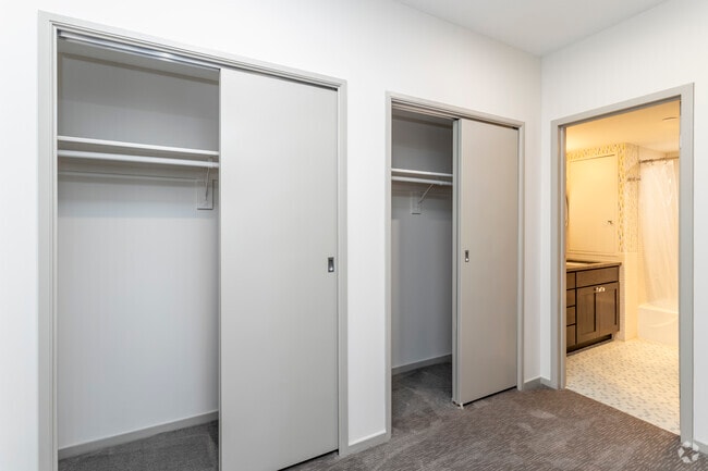 3BR, 3BA - Aaron
