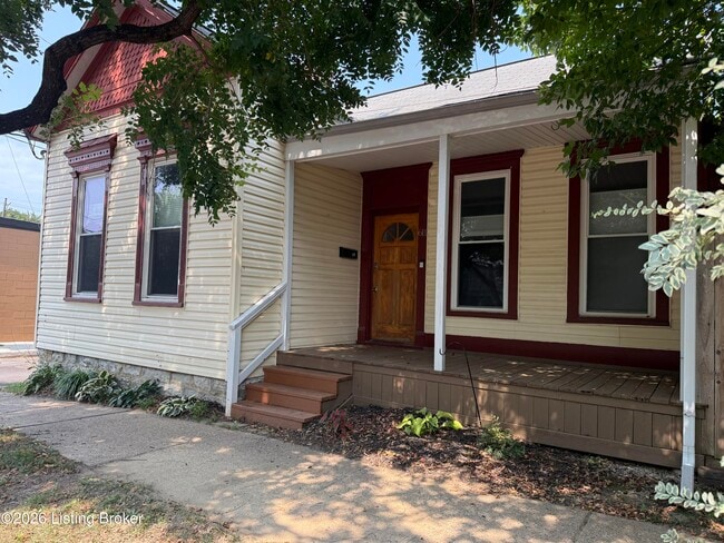 Photo - 611 Cooper St