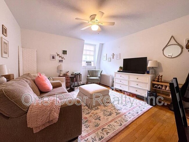 Photo - 710A Wythe Ln