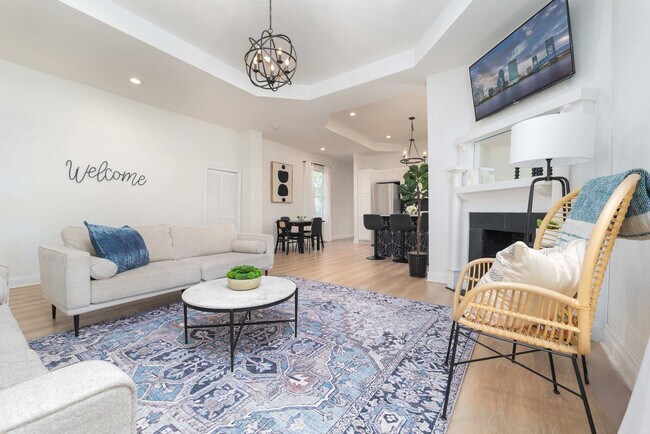 1445 N Laura St Unit SI ID1578559P