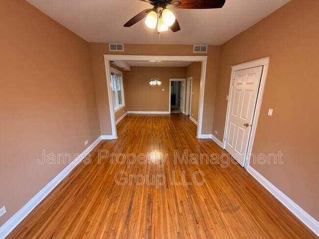 Photo - 2524 W Cortez St Unit 1F