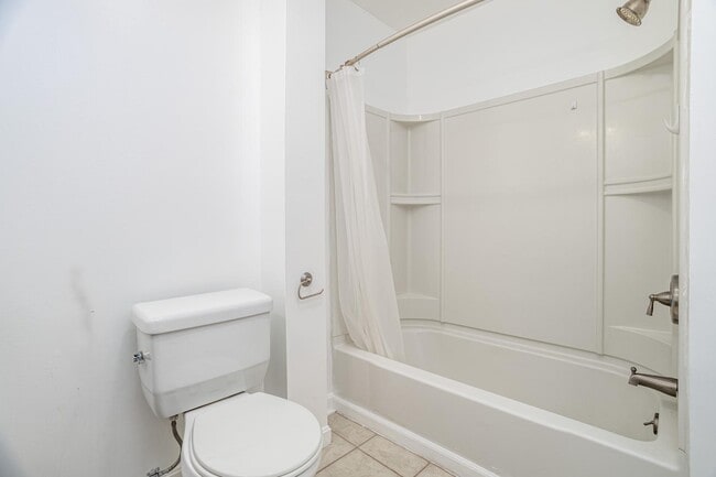 Photo - 47 Hartford St