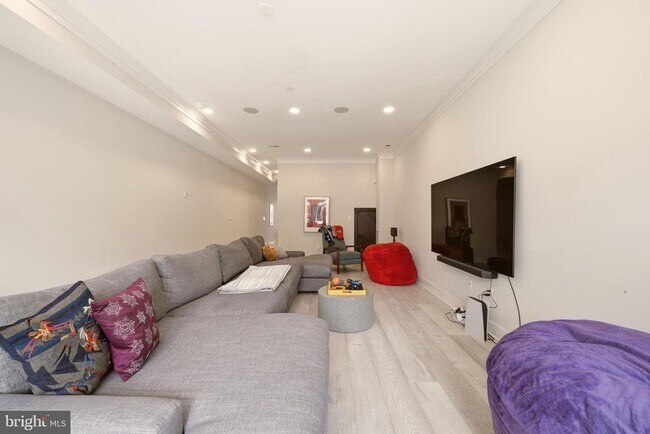 Photo - 3554 13th St NW
