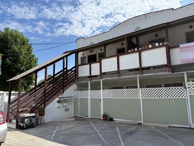 Building Photo - 386 Carroll Park E Unit A Rental