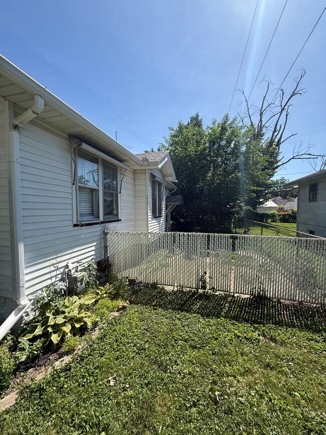 Photo - 722 S 16th St