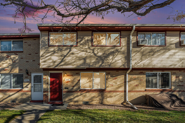 Front of Unit - 4506 Everett Ct Townhome