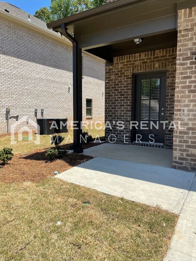 Photo - 7967 St.James Dr