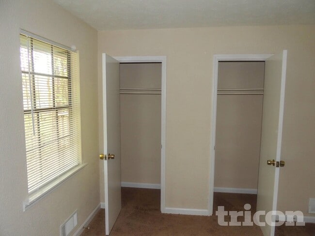 Photo - 3888 Tree Bark Ln SW