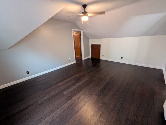 Living Room - 2340 N Bremen St