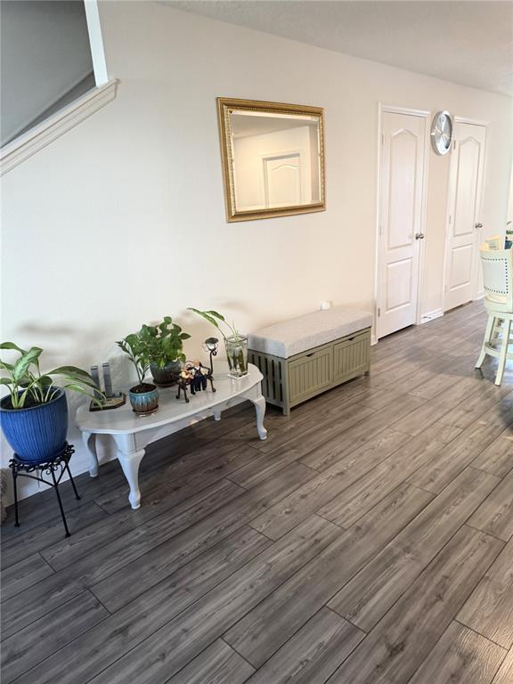 Photo - 1643 Wynford Cir