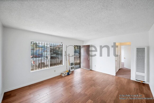 Photo - 2458 Normandie Ave