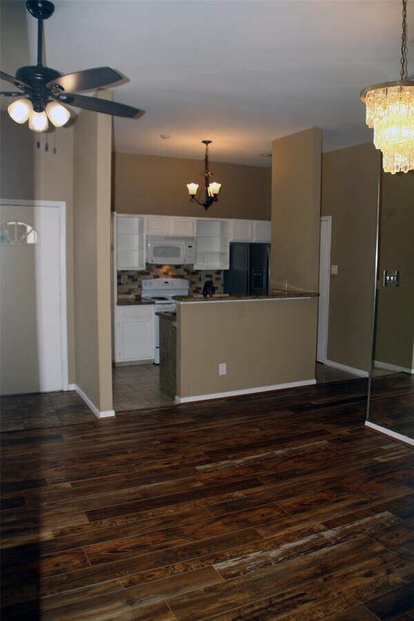 Photo - 3500 Tangle Brush Dr Unit 174