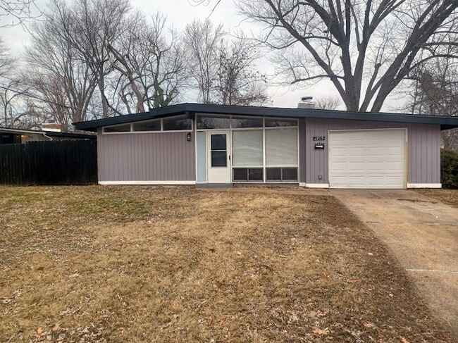 Building Photo - 2805 Countryside Dr