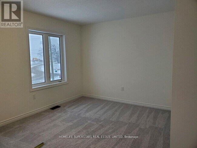 Photo - 118 Flagg Ave