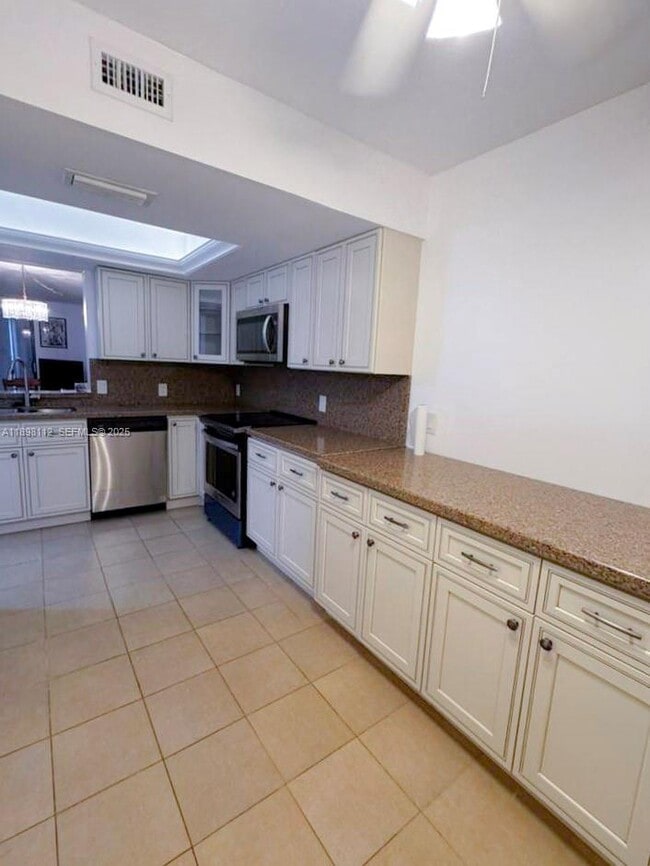 Photo - 7331 NW 18th St Unit 202