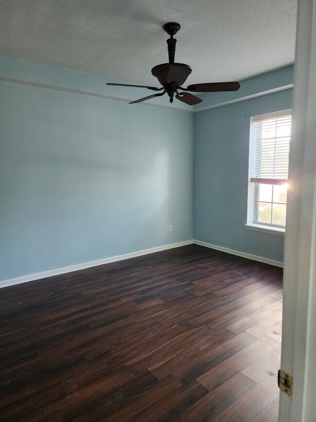 Photo - 785 Oakleaf Plantation Pky Unidad 111