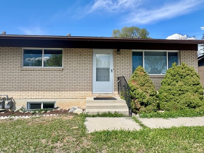 Photo - Newly Renovated 3 Bedroom, 1 Bath Duplex – in Lehi!