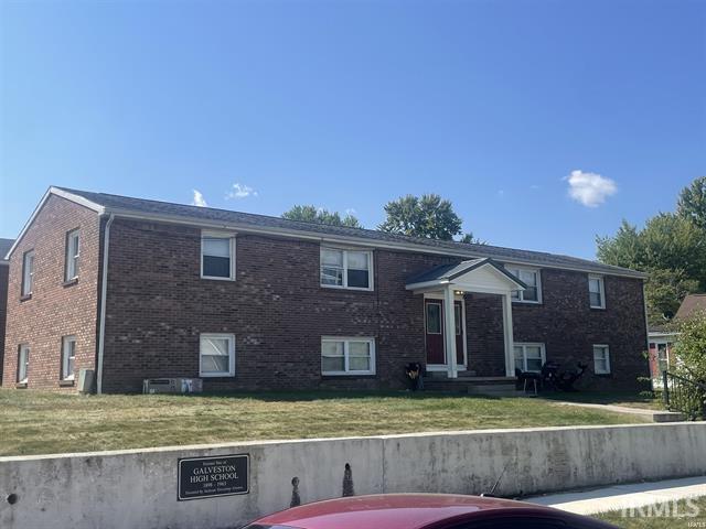 Building Photo - 127 W Jackson St Unit 24