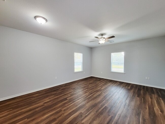 Photo - 3201 J P Davis Ave