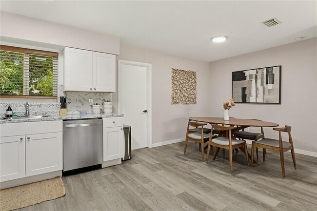 Photo - 2825 NW 9th Ave