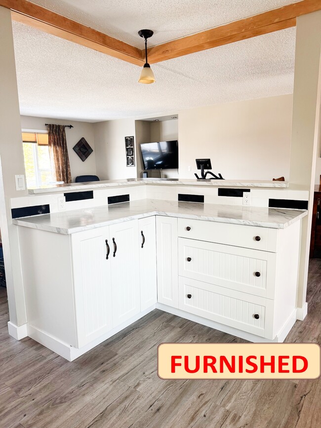 Photo - 9103-996A 96A Ave