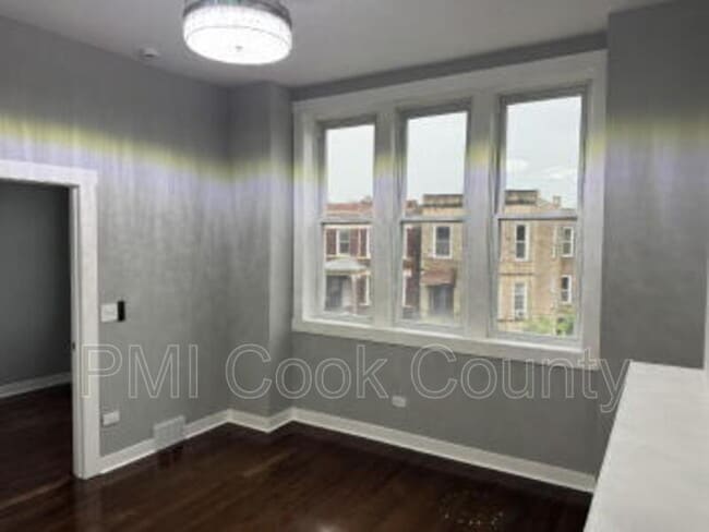 Photo - 1950 S Trumbull Ave Unit 1