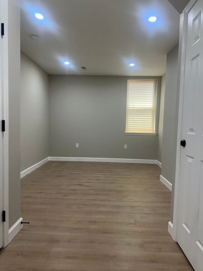 Photo - Single Family Apt Unit 1