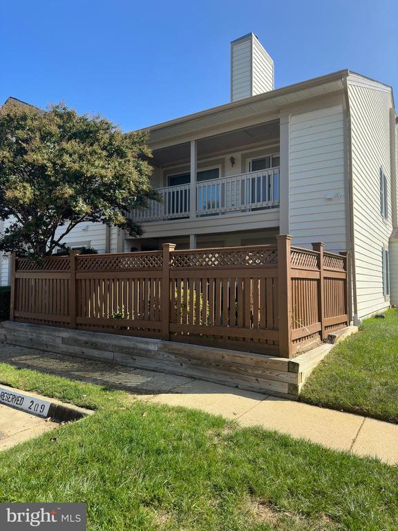 Photo - 6143 Essex House Square Unidad 6143A