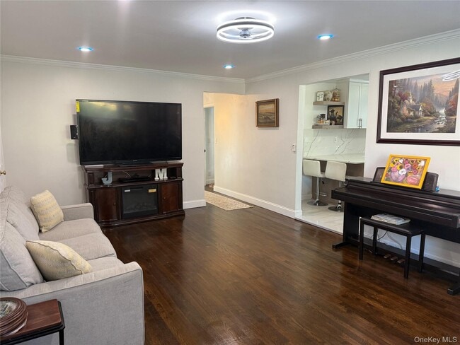 Photo - 37 Carpenter Ave Unit 37 D