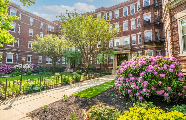 Photo - 100 Queensberry St