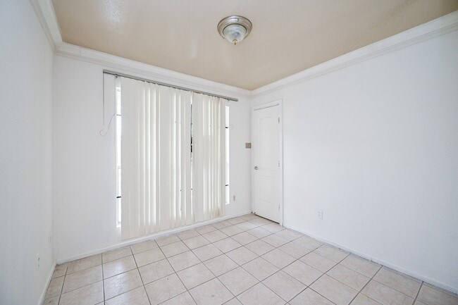 Photo - 3900 Woodchase Dr Unidad 86