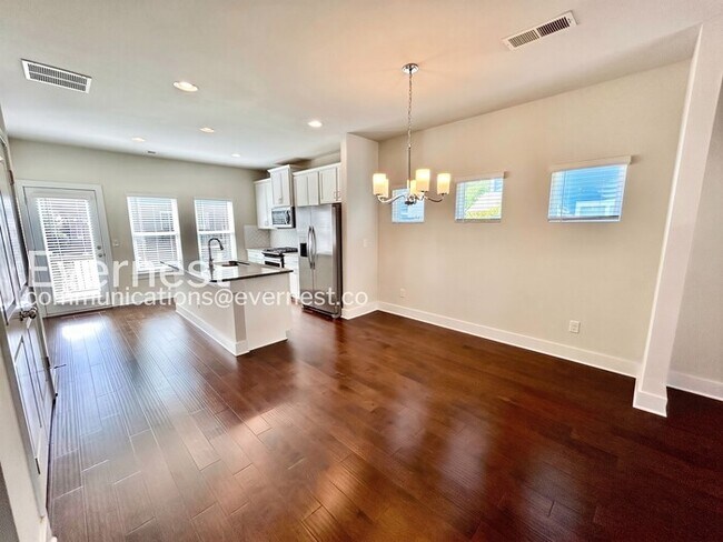 Photo - 3783 Oxford Cir