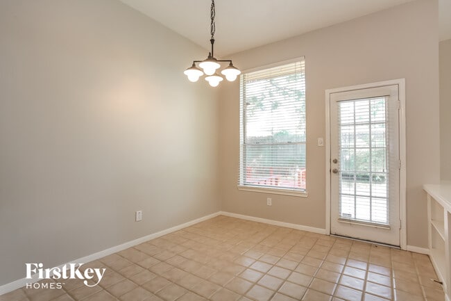 Photo - 2115 Mercoal Dr