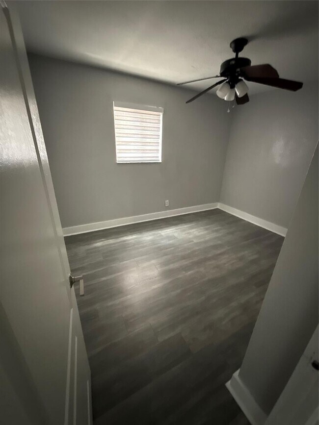 Photo - 3 bedroom in Miami Gardens FL 33054