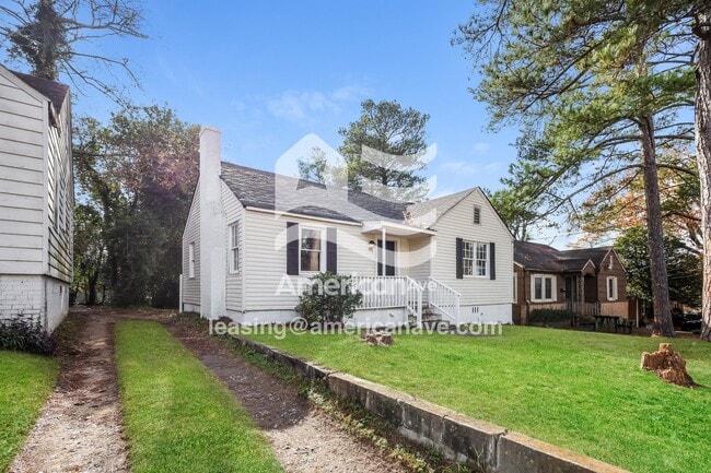 Photo - 2782 Suwanee Ave